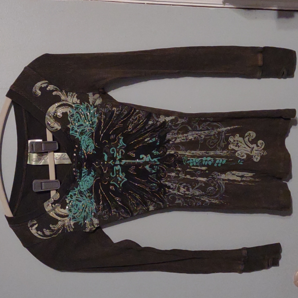 Spoiled long sleeve shirt